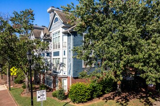 Fourth Ward Square in Charlotte, NC - Building Photo - Building Photo