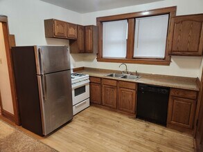2336 W Waveland Ave in Chicago, IL - Building Photo - Building Photo