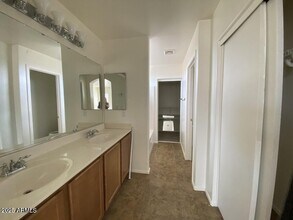 17373 N Costa Brava Ave in Maricopa, AZ - Building Photo - Building Photo