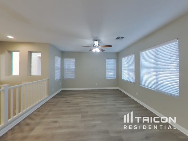 10843 Ackers Dr in Henderson, NV - Building Photo - Building Photo