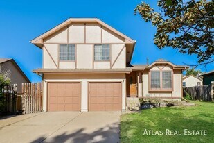 3444 Hunterwood Dr in Colorado Springs, CO - Building Photo