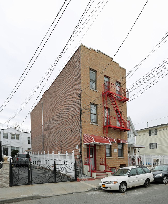 4718 Richardson Ave in Bronx, NY - Building Photo - Building Photo