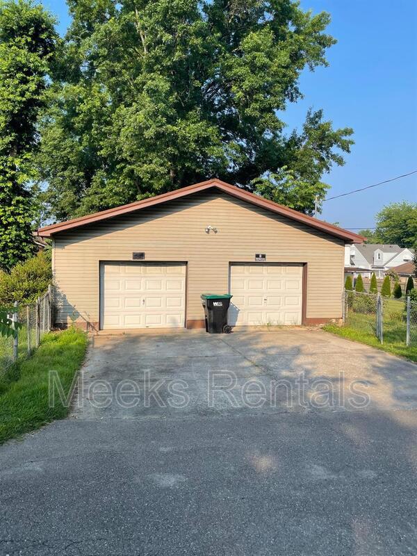 property at 3107 Baker St