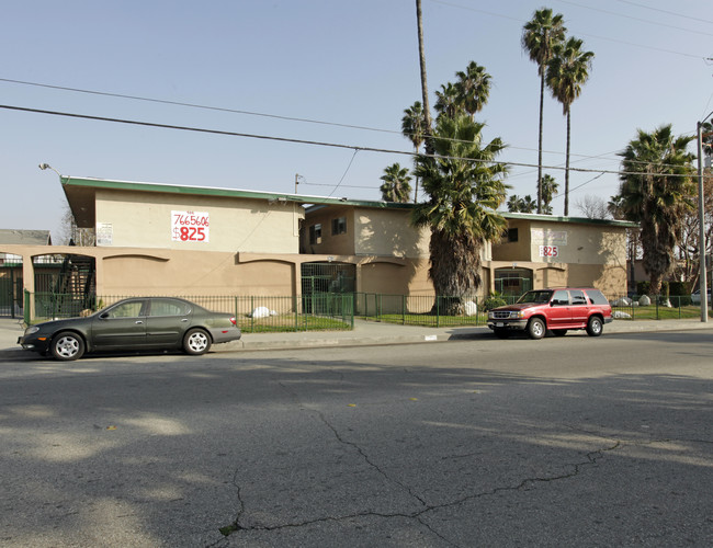 1464 S. Palomares in Pomona, CA - Building Photo - Building Photo