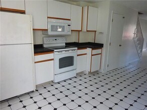3 Southmayd St in Newport, RI - Building Photo - Building Photo