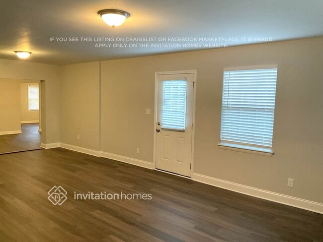 6221 Old Coach Rd in Charlotte, NC - Building Photo - Building Photo