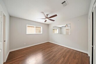 414 Fox Briar Ln in Sugar Land, TX - Building Photo - Building Photo