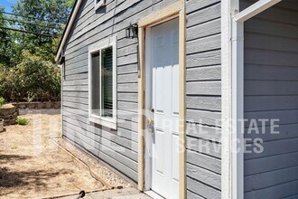 652 Dittmar Way in Sacramento, CA - Building Photo - Building Photo