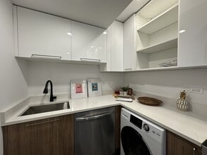 941 W Carmen Ave in Chicago, IL - Building Photo - Building Photo