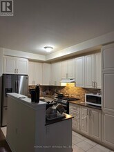 90 Royal Fern Cres in Caledon, ON - Building Photo - Building Photo