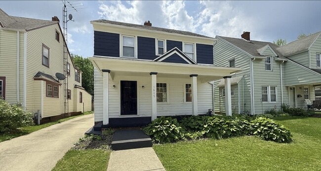 property at 1845 Jermain Dr