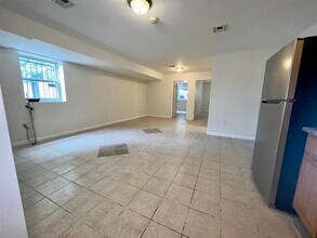 94 Winfield Ave in Jersey City, NJ - Building Photo - Building Photo