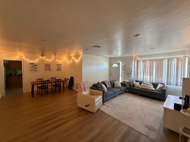 4920 Art St in San Diego, CA - Building Photo - Building Photo