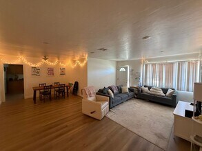 4920 Art St in San Diego, CA - Building Photo - Building Photo