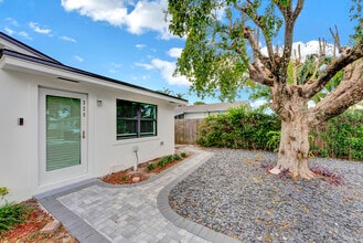 320 NW 3rd Ave in Delray Beach, FL - Building Photo - Building Photo
