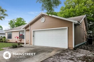 1301 SW Chase Rd in Port St. Lucie, FL - Building Photo - Building Photo