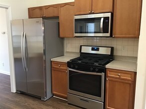 1061 High Tide Trail in Loganville, GA - Building Photo - Building Photo