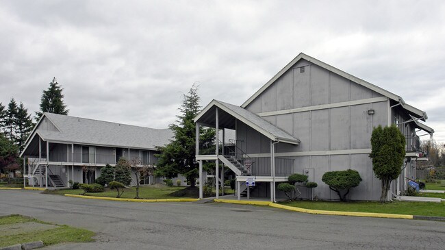 Fairmount Apartments in Puyallup, WA - Foto de edificio - Building Photo
