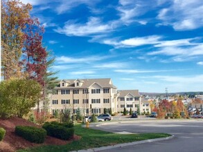 10 Sentinel Court in Manchester, NH - Building Photo - Building Photo