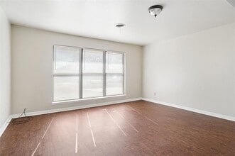 8108 Redwood Dr in Benbrook, TX - Building Photo - Building Photo