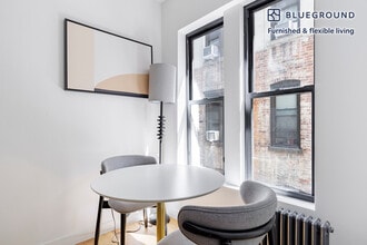 308 E 78th St in New York, NY - Building Photo - Building Photo
