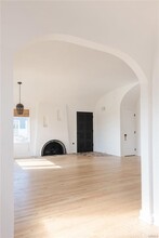 912 8th Pl in Hermosa Beach, CA - Building Photo - Building Photo