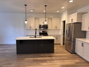 3484 East 3050 S St in Saint George, UT - Building Photo - Building Photo