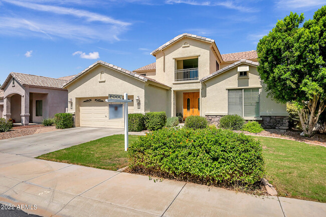 6002 W Park View Ln in Glendale, AZ - Building Photo - Building Photo