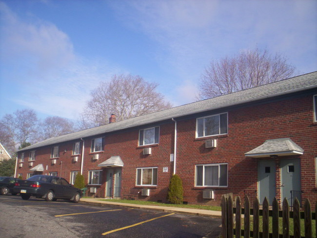 Regency Terrace in Prospect Park, PA - Building Photo - Building Photo