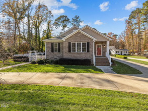 5012 Old Elizabeth Rd in Raleigh, NC - Building Photo - Building Photo