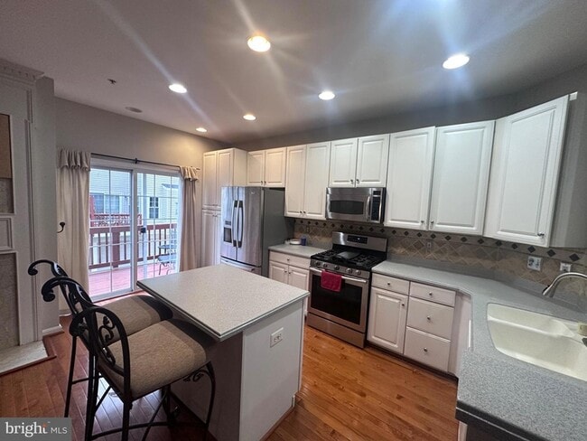 6493 Powatan Knoll Ct in Alexandria, VA - Building Photo - Building Photo