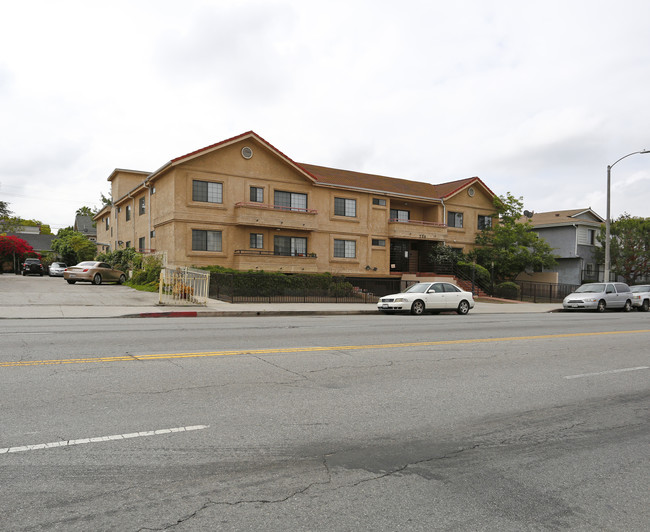 710 Crenshaw Blvd in Los Angeles, CA - Building Photo - Building Photo