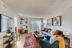 Cielo on Gilbert Apartments