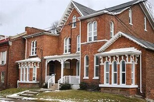 197 Walton St in Port Hope, ON - Building Photo