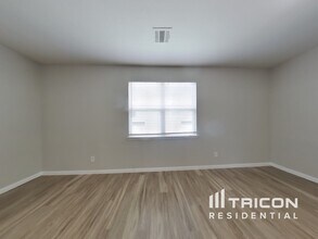 5727 Manning Crk Trl in Katy, TX - Foto de edificio - Building Photo