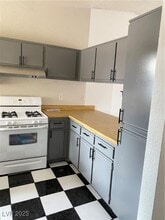 3911 Tatiana St in Las Vegas, NV - Building Photo - Building Photo