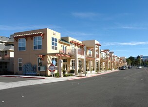 The Arbors in Rohnert Park, CA - Building Photo - Building Photo