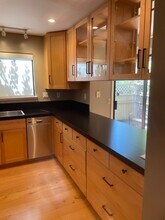 4724 Shade Tree Ln in Santa Rosa, CA - Foto de edificio - Building Photo