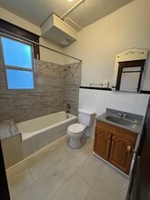 1319 S 6th Ave in Tacoma, WA - Building Photo - Building Photo