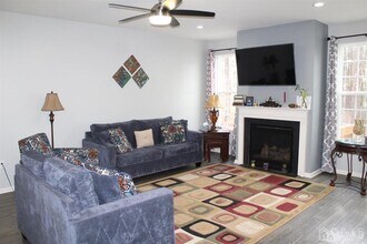 202 Downey Ln in Monmouth Junction, NJ - Building Photo - Building Photo