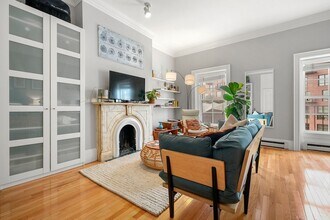 528 Tremont St, Unit 4 in Boston, MA - Building Photo - Building Photo