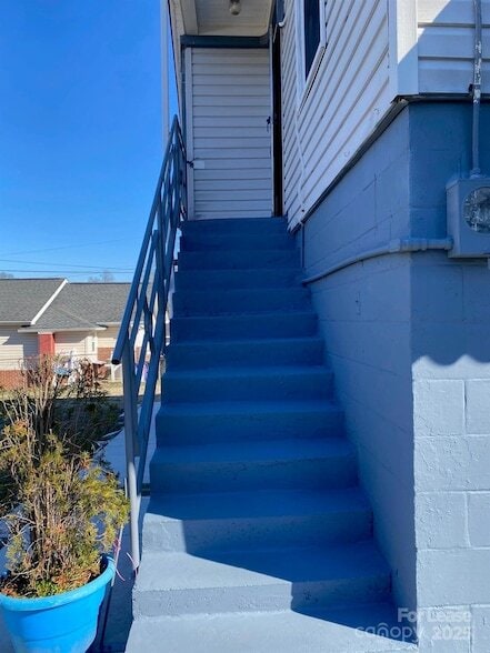 303 McAllister St, Unit A in Cramerton, NC - Building Photo - Building Photo
