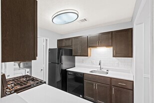 Berkeley Landing Apartment Homes