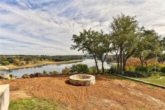 713 Nomad Dr in Spicewood, TX - Building Photo - Building Photo