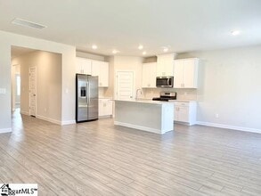 104 Madera Ct in Spartanburg, SC - Building Photo - Building Photo