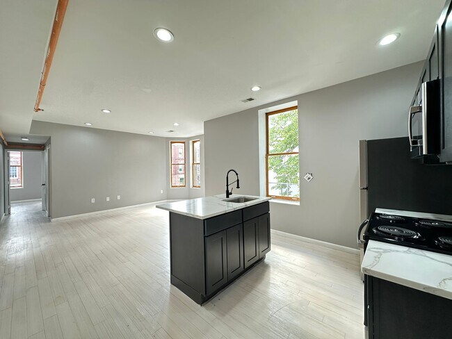 1919 W Diamond St in Philadelphia, PA - Building Photo - Building Photo