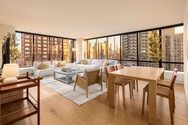 525 E 72nd St, Unit SI ID1330818P