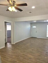 6522 Hidden Bluff in San Antonio, TX - Building Photo - Building Photo