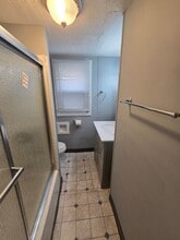 2475 Parkwood Ave in Columbus, OH - Building Photo - Building Photo