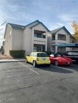 5271 S Lindell Rd in Las Vegas, NV - Building Photo
